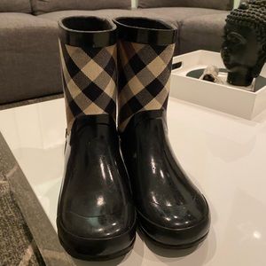 burberry rain boots kids 2015